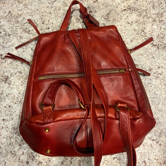 Levenger Alexa Backpack main image 4